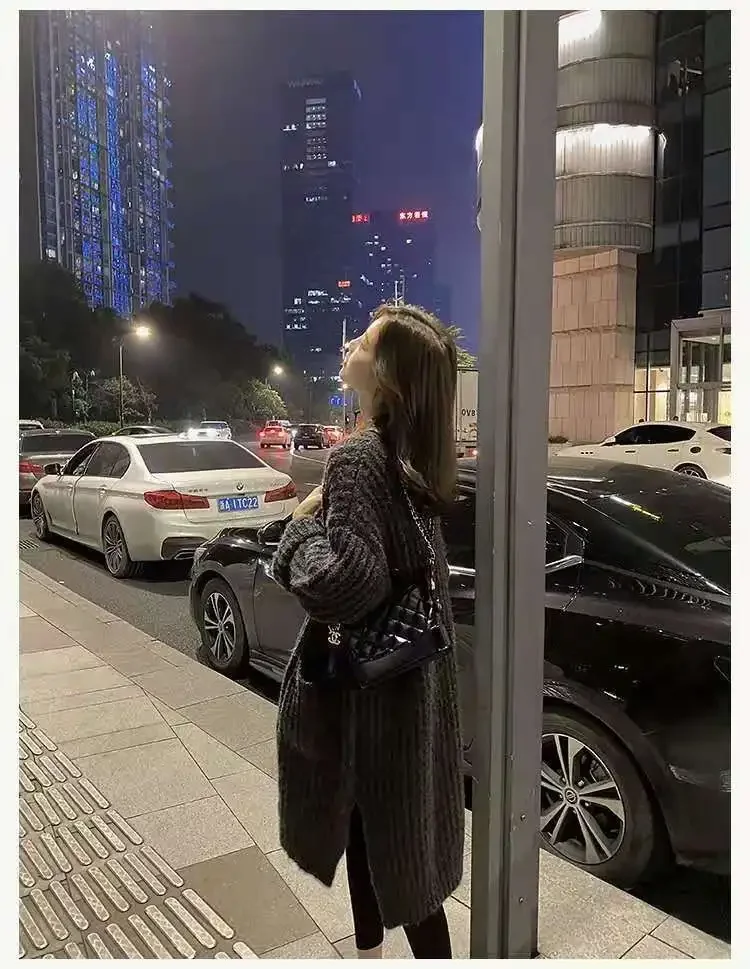 한국 루즈핏 대형 여성 의류 신상품 레이지 스타일 스웨터 가디건 두꺼운 코트 봄과 가을용