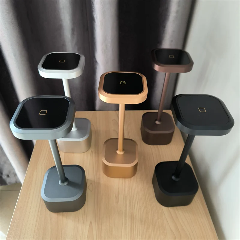 New Luxury Aluminium LED Cordless Table Lamp With Usb Rechargeable 5200ma Battery For Hotel Ktv Bar Restaurant