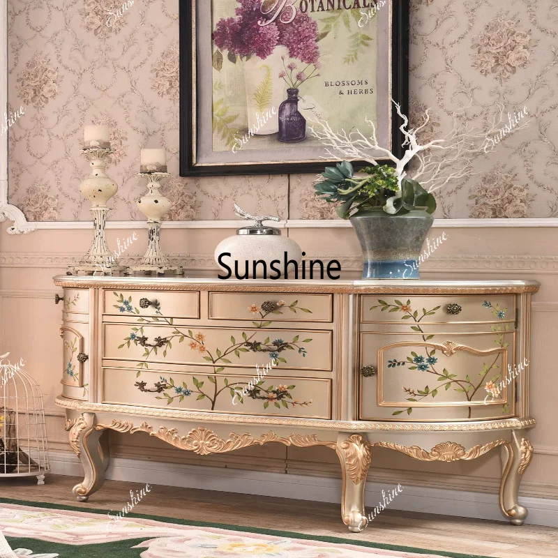 Light luxury European-style entrance cabinet is facing the door, living room and dining side storage