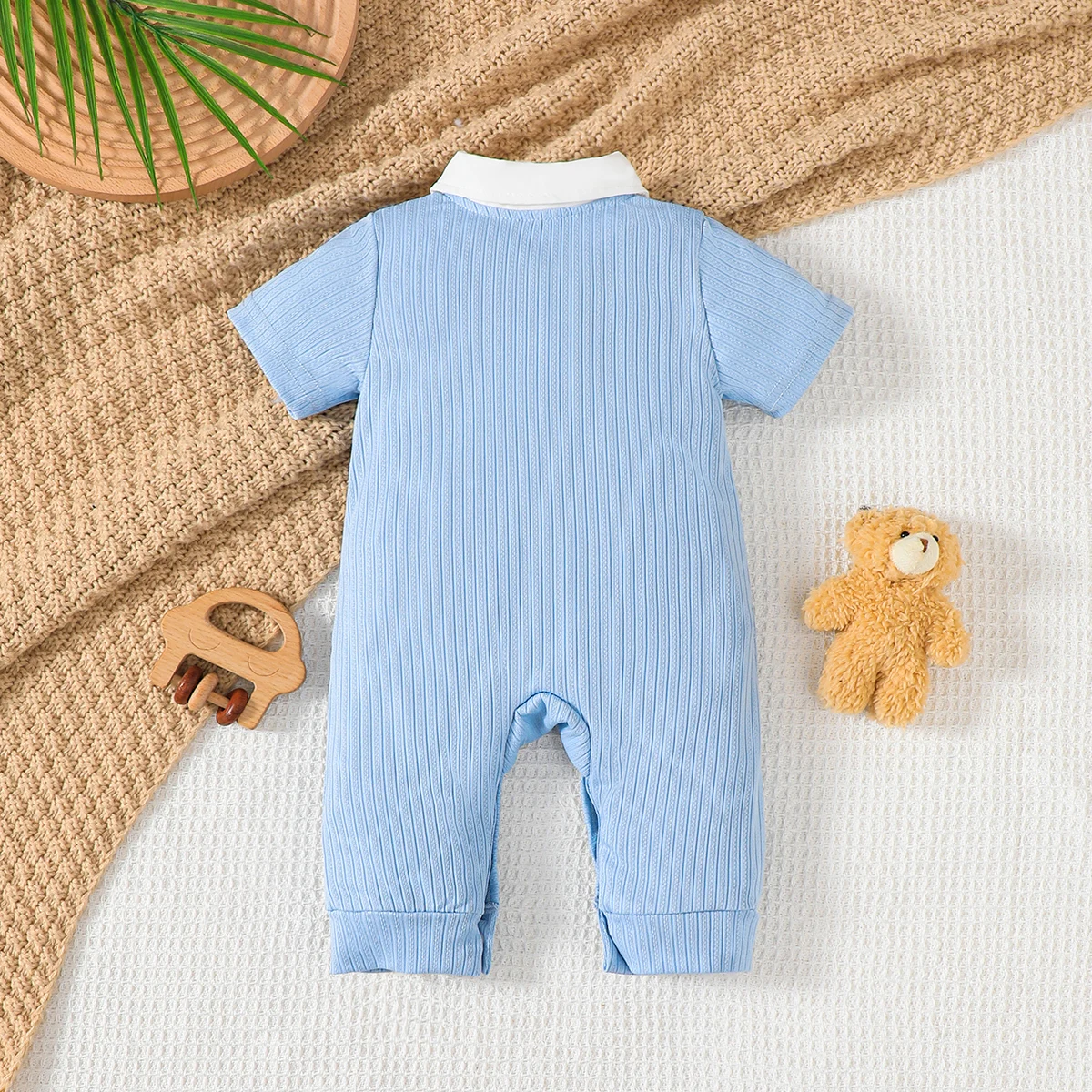 Newborn Baby Boy Jumpsuit Cute Little Dear Short Sleeved Jumpsuit 0-18 Months Old Baby Boy Summer Small Gentleman's Clothing
