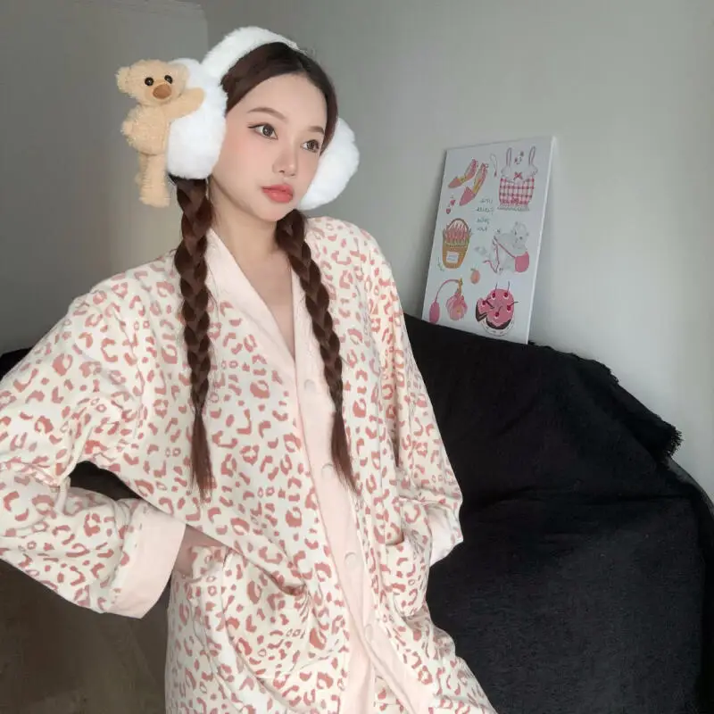 

Women's Clothing Autumn and Winter Island Fleece Pajamas Leopard Print Sweet Flannel Cardigan Long Sleeves Pants Suit