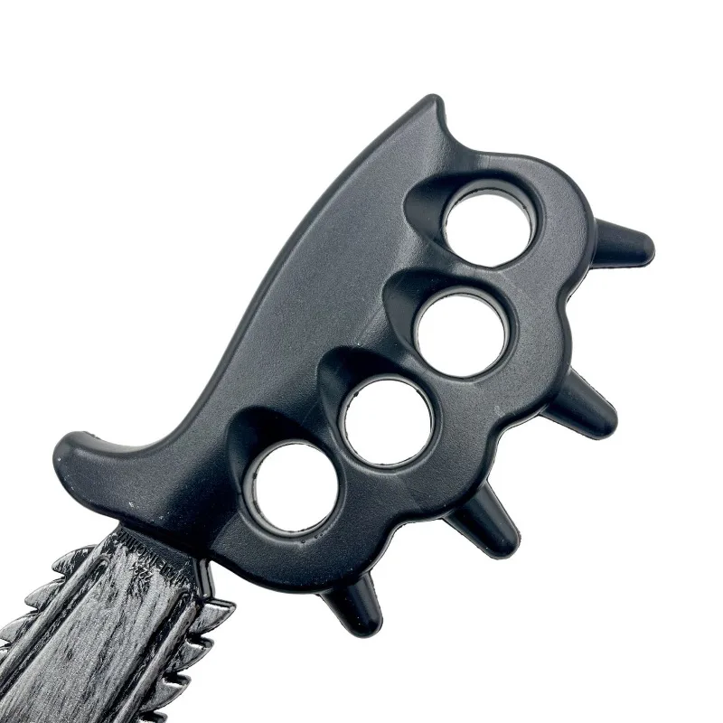 33.5 cm/13.19in Zwarte Kettingzaag Kunststoffen Model Rekwisieten Zombie Horror Halloween Cosplay Anime Randapparatuur Collectible Feestartikelen