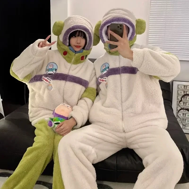 ディズニーアニメ漫画バズ・ライトイヤーパジャマコーラルベルベット厚く暖かい秋冬ホーム服かわいいカップルセットトレンディなギフト