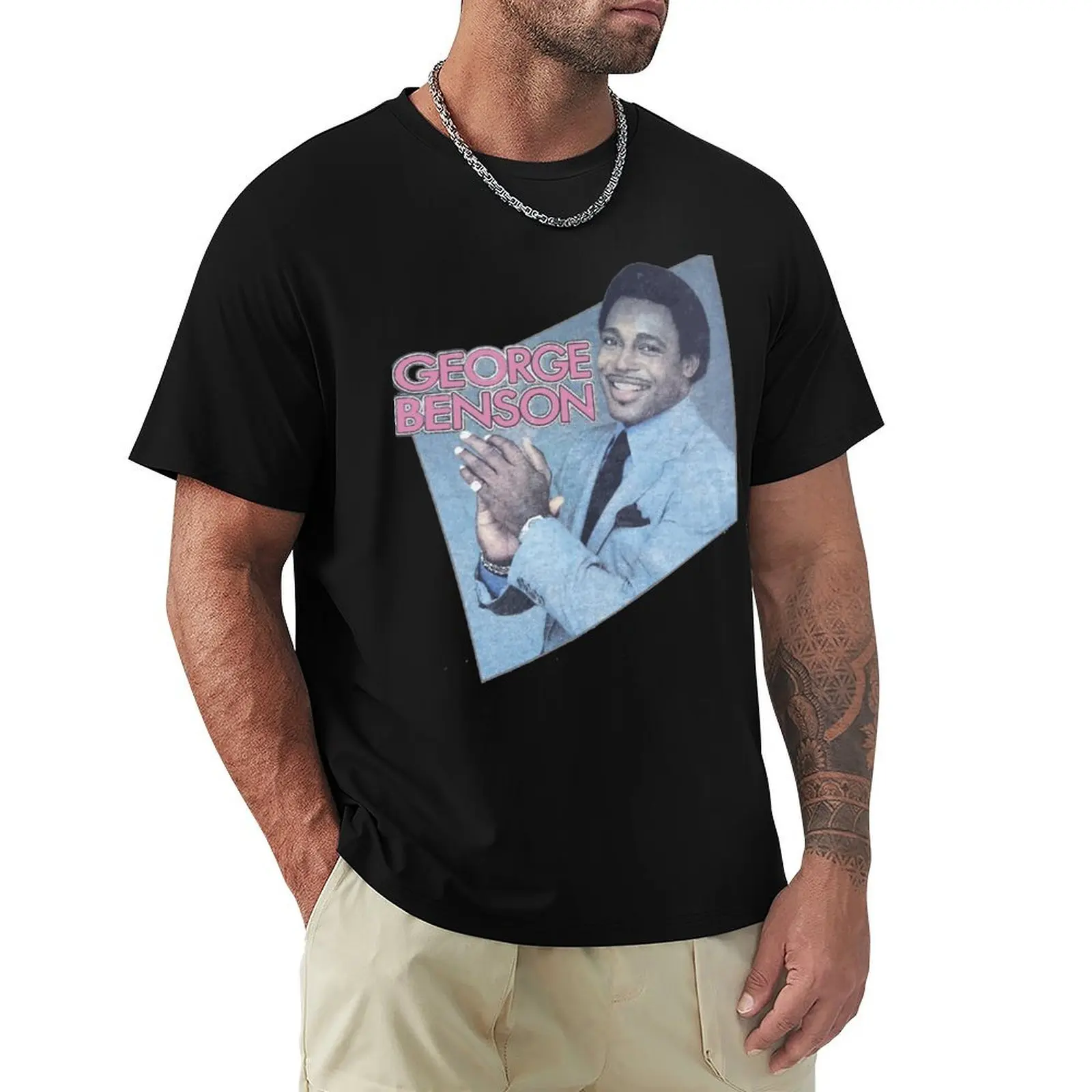 Vtg. George Benson 1983 In Your Eyes Vintage 80s T-Shirt Halloween Theme T-Shirt