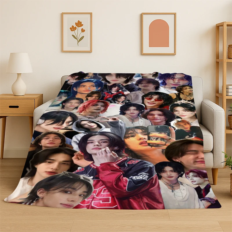 Kpop Hyunjin Stray Kids Musik-Flanelldecke, weiche, warme Decke für Schlafzimmer, Wohnzimmer, Bett, Reisen, Camping, Picknick, Geschenk