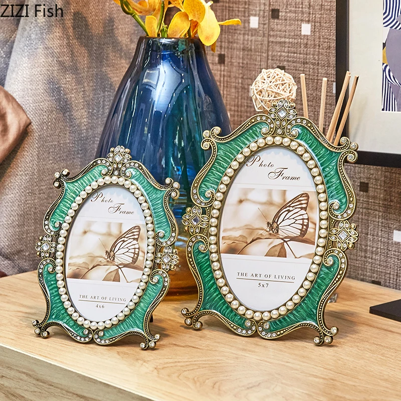 

Vintage Green Gold Plated Photo Frames Desk Decoration Pictures Frames Figures Portrait Framed Art Wedding Anniversary Gifts