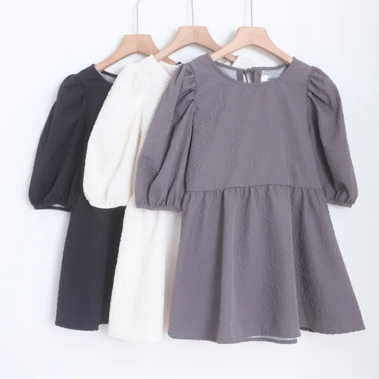 

Elegant Style Women's Shirt round Neck Pullover Short Sleeve Midi Length Slimming Effect Polyester Fiber Bubble Sleeve D22059