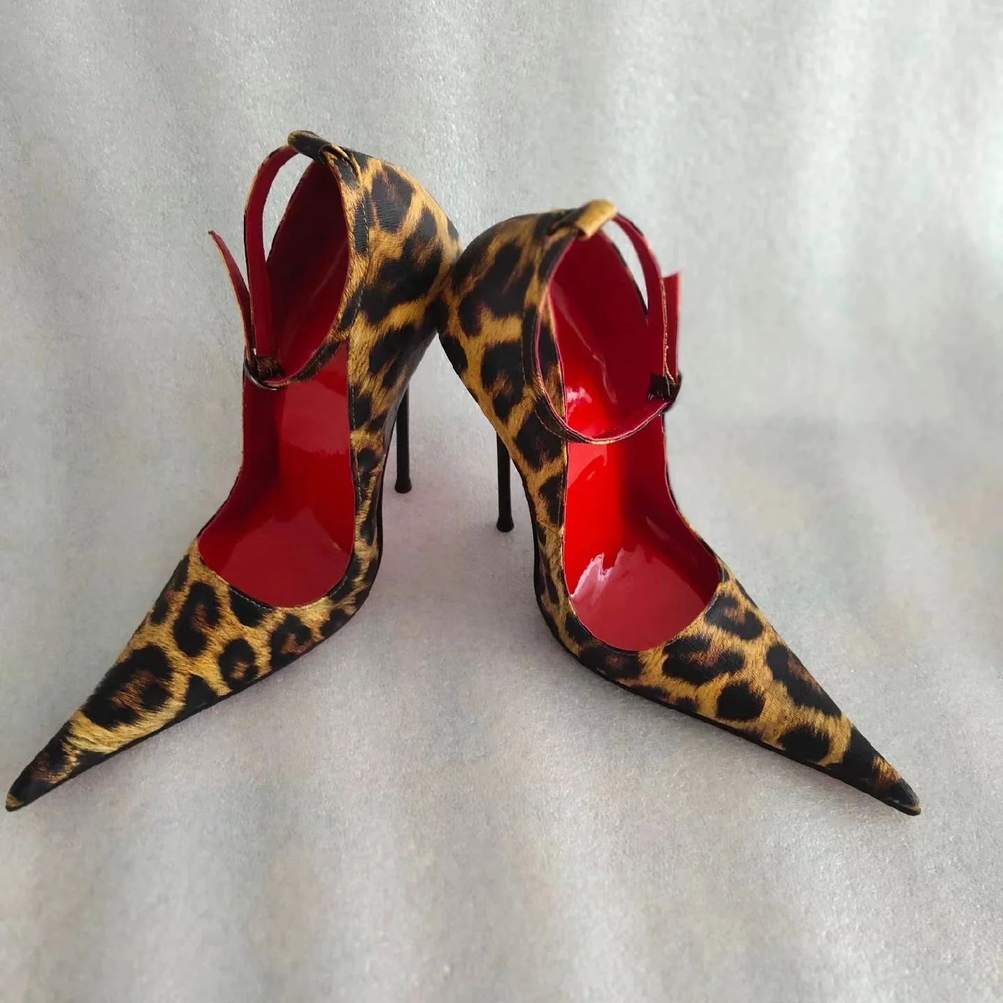 

Leopard Buckle Real Leather Pumps Pointed Toe Thin High Heel Fashionable Sexy Cool Summer Big Size Woman Shoes Zapatillas Mujer