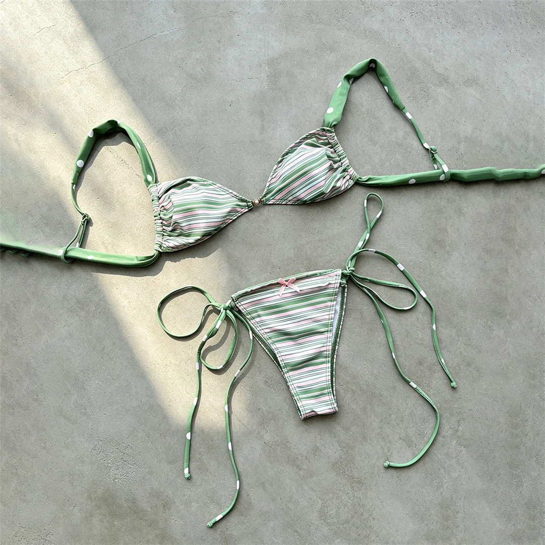 Mit Sarong, gestreiftem Bikini, Damen-Badeanzug, dreiteiliges Bikini-Set, mit Trägern, gepolstert, Badebekleidung, Badeanzug, Modell V8453. – Detail 5