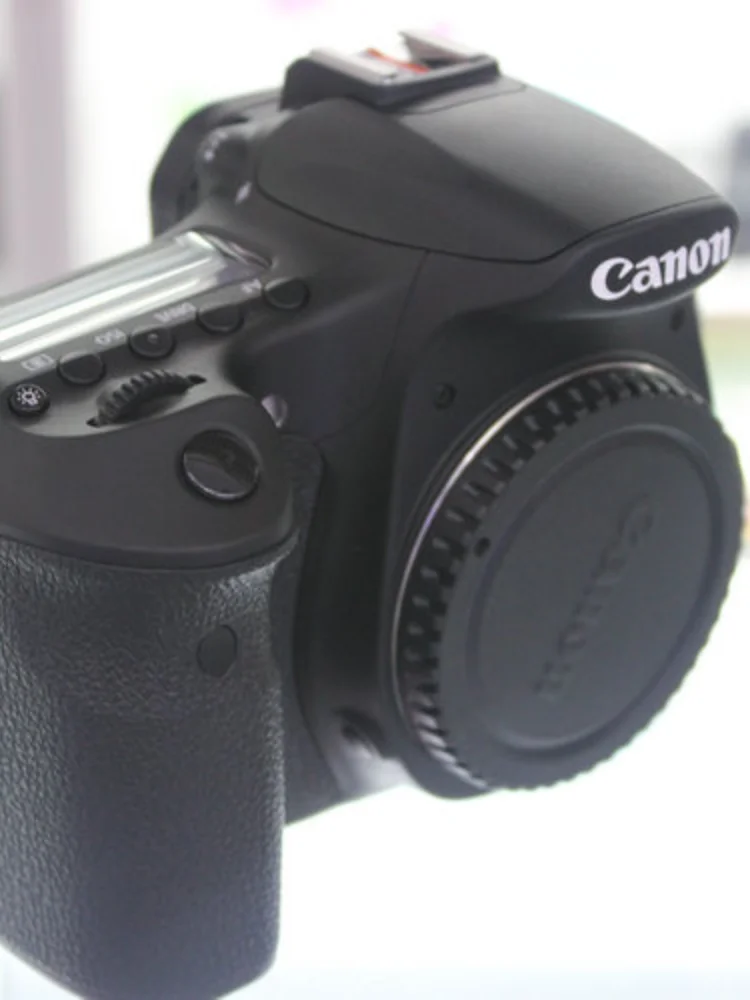 USED Canon EOS 60D 18 MP CMOS Digital SLR Camera