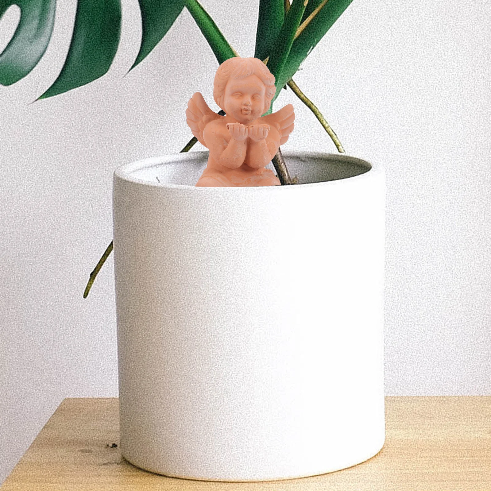 

2Pcs Small Angel Statue Pottery Decoration Flowerpot Lawn Porch Garden Home Furnishing Ornaments Office Desk Decor