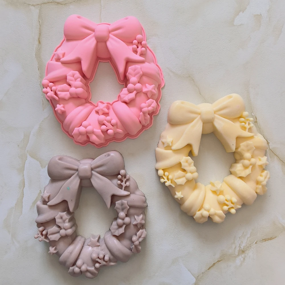 

1pc Large silicone mold in the shape of a butterfly bow wreath, used for baking 3D chocolate cream cakes