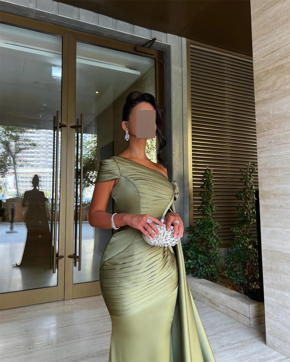 Customized Exquisite Soft Satin One Shoulder Sleeveless Evening Dress Exquisite Mermaid Watteau Train Flowers Celebrity Gowns