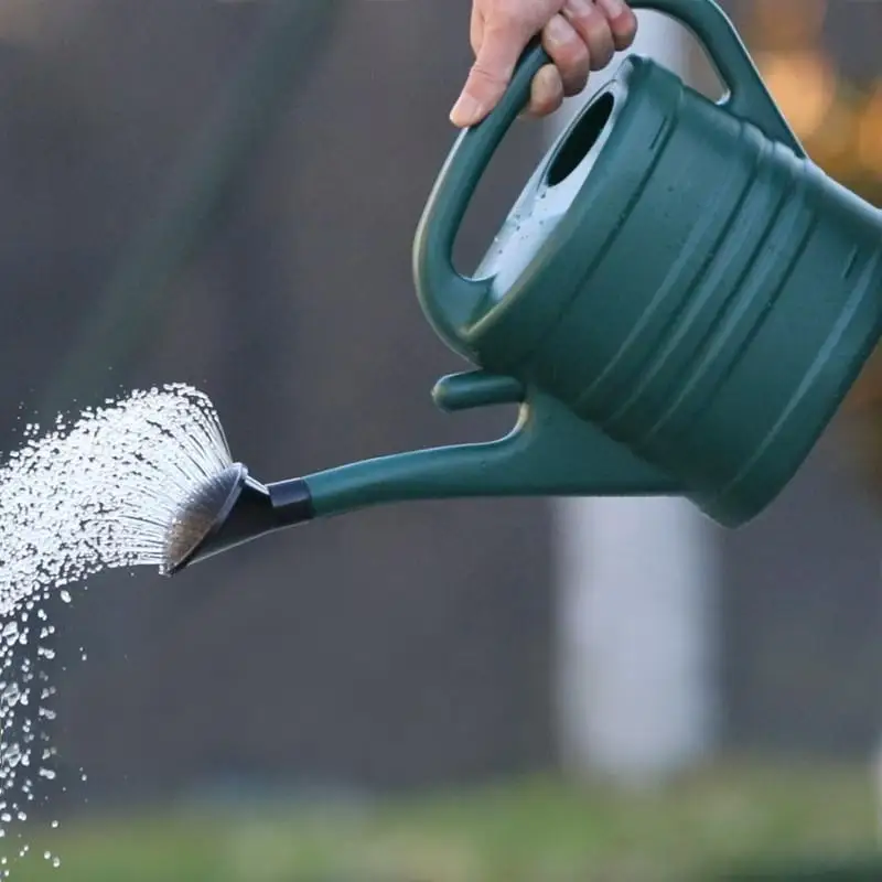 NEW 5L Plastic Watering Can Garden Essential Watering Can Indoor Outdoor Light Weight Cans Watering Can Family Gardening Garden