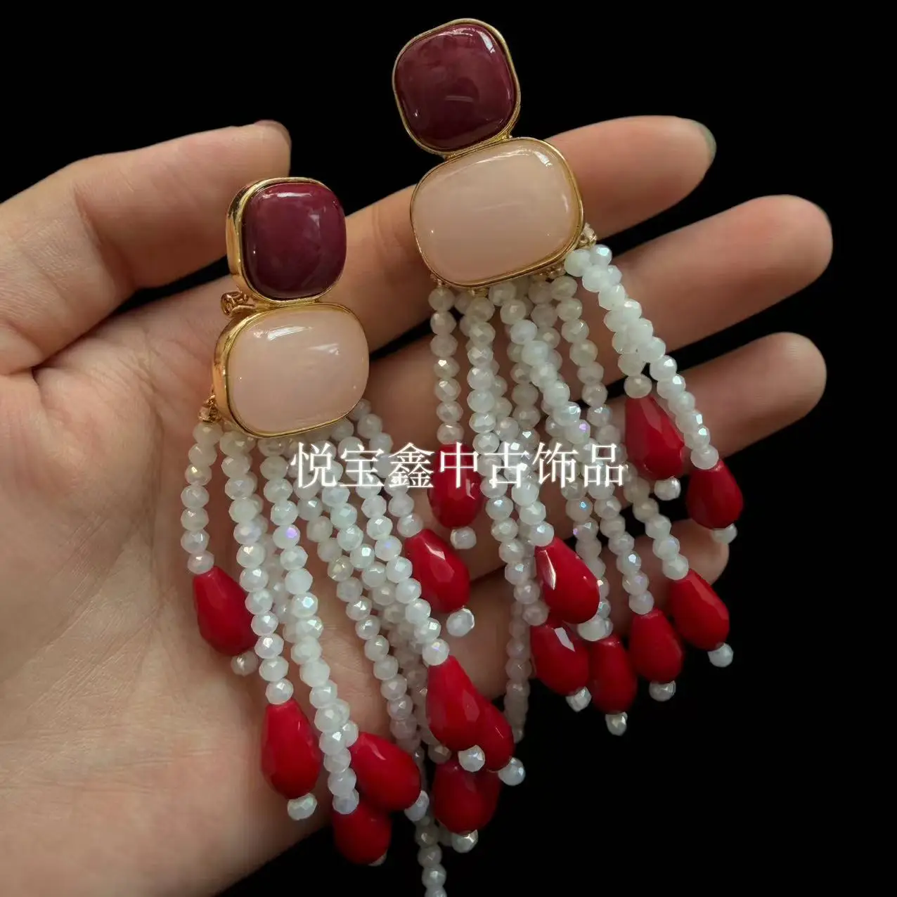 Exaggerated Tassel ear stud  Sweeping Shoulder High-Quality Red Temperament Earrings 925 Silver Needle Ethnic Style