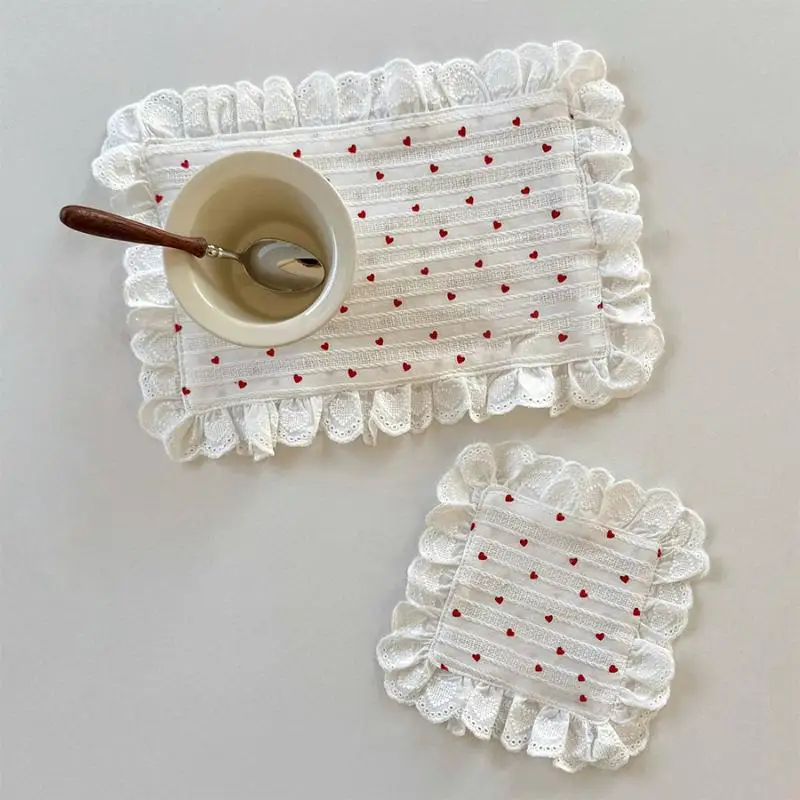 Lace Ruffles Placemats Heart Pattern Table Napkins Soft Fabric for Wedding Party Dining Home Table Love Theme Decorations
