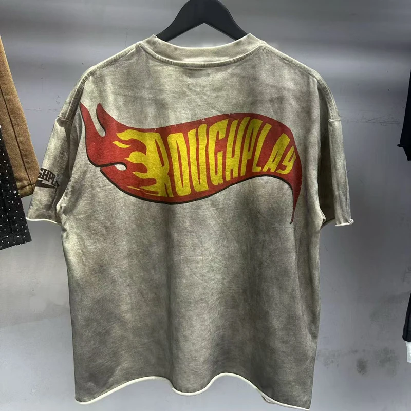 

Men's Fashion Street Trend Brand COUGHPLAY Short Sleeve Real Photo Retro Direct Spray Graphic Print 2025 New CoughPlay T-shirt
