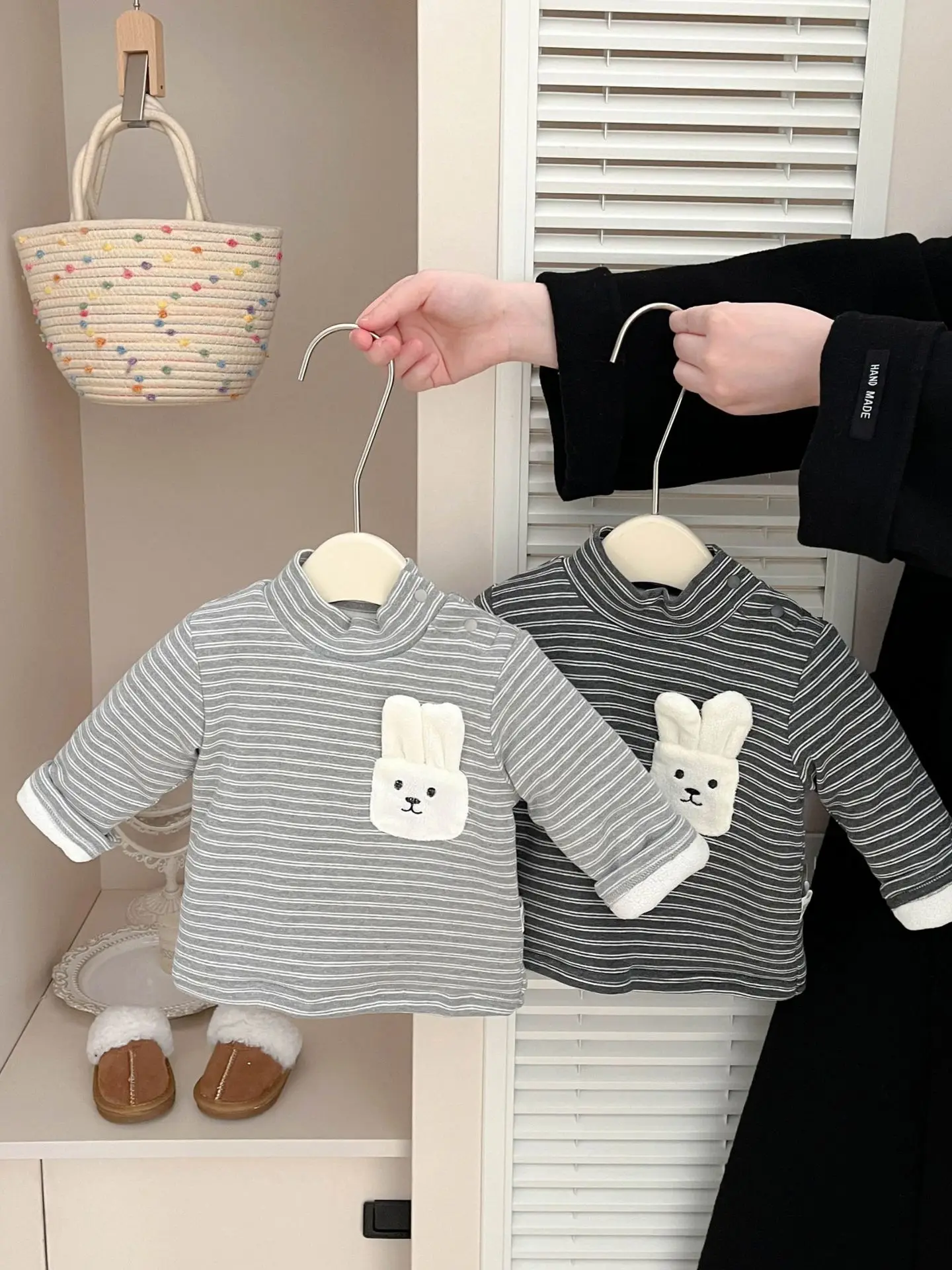 

Winter Toddler Baby Girls Boys Cotton Flocking Stripes Fleece Lined Pullover Base Shirt Children Inner Fit Kids Tee Tops 0-4 Yr