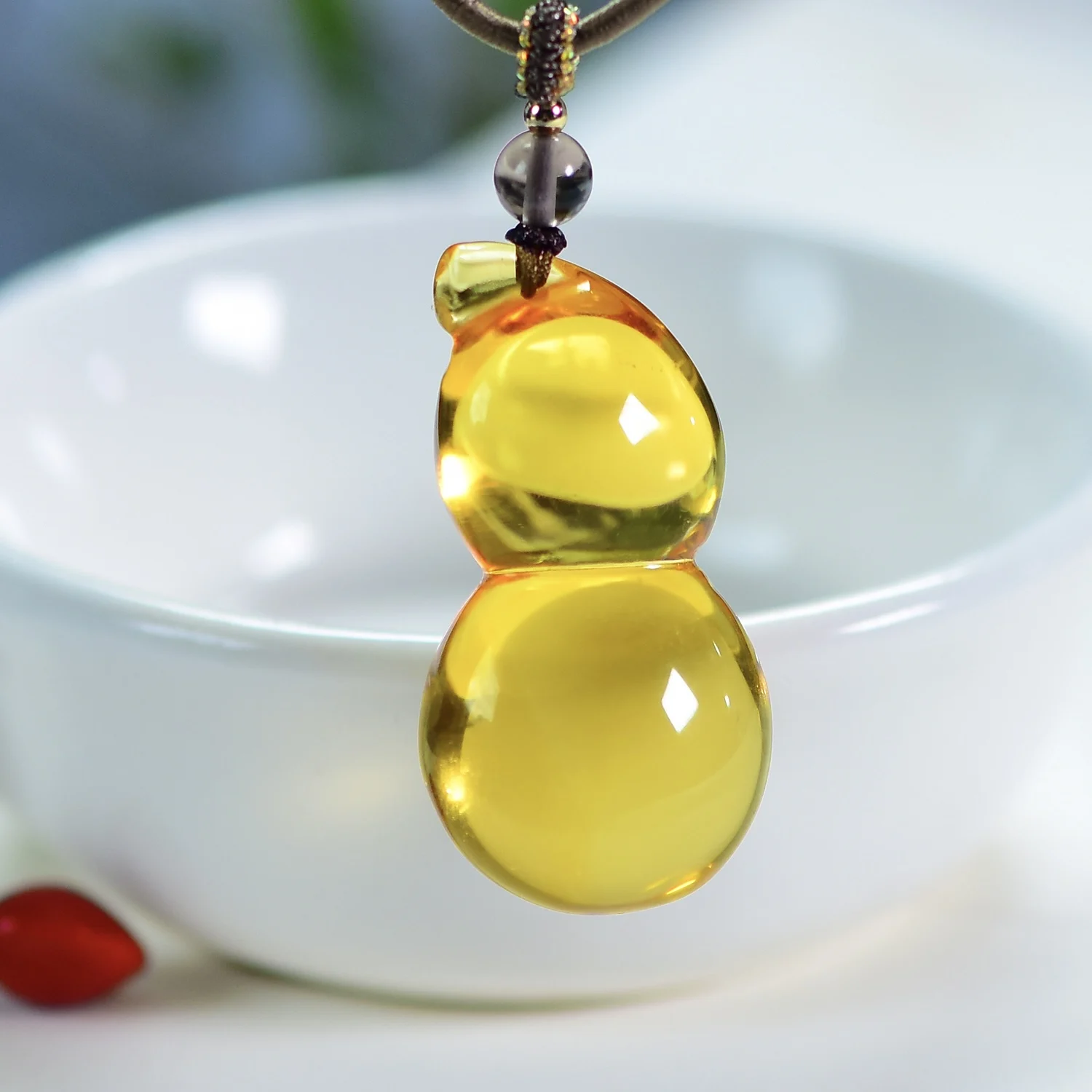 

Natural Yellow Citrine Quartz Pendant 32*17*13mm Gourd Women Men Jewelry Citrine Wealthy Necklace AAAAA