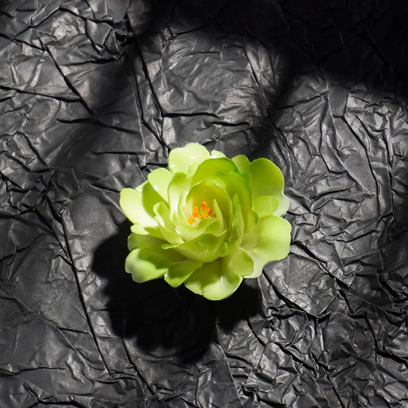 

Ceramic Peony Refrigerator Decorative Ornament With Strong Magnetic Handmade Incense Insertion And Aromatherapy