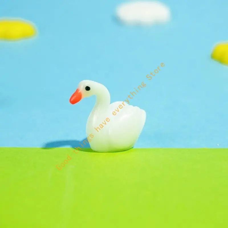 

100Pcs Cartoon Animal Miniature Terrarium Figurines Home Decoration DIY Crafts 55KF