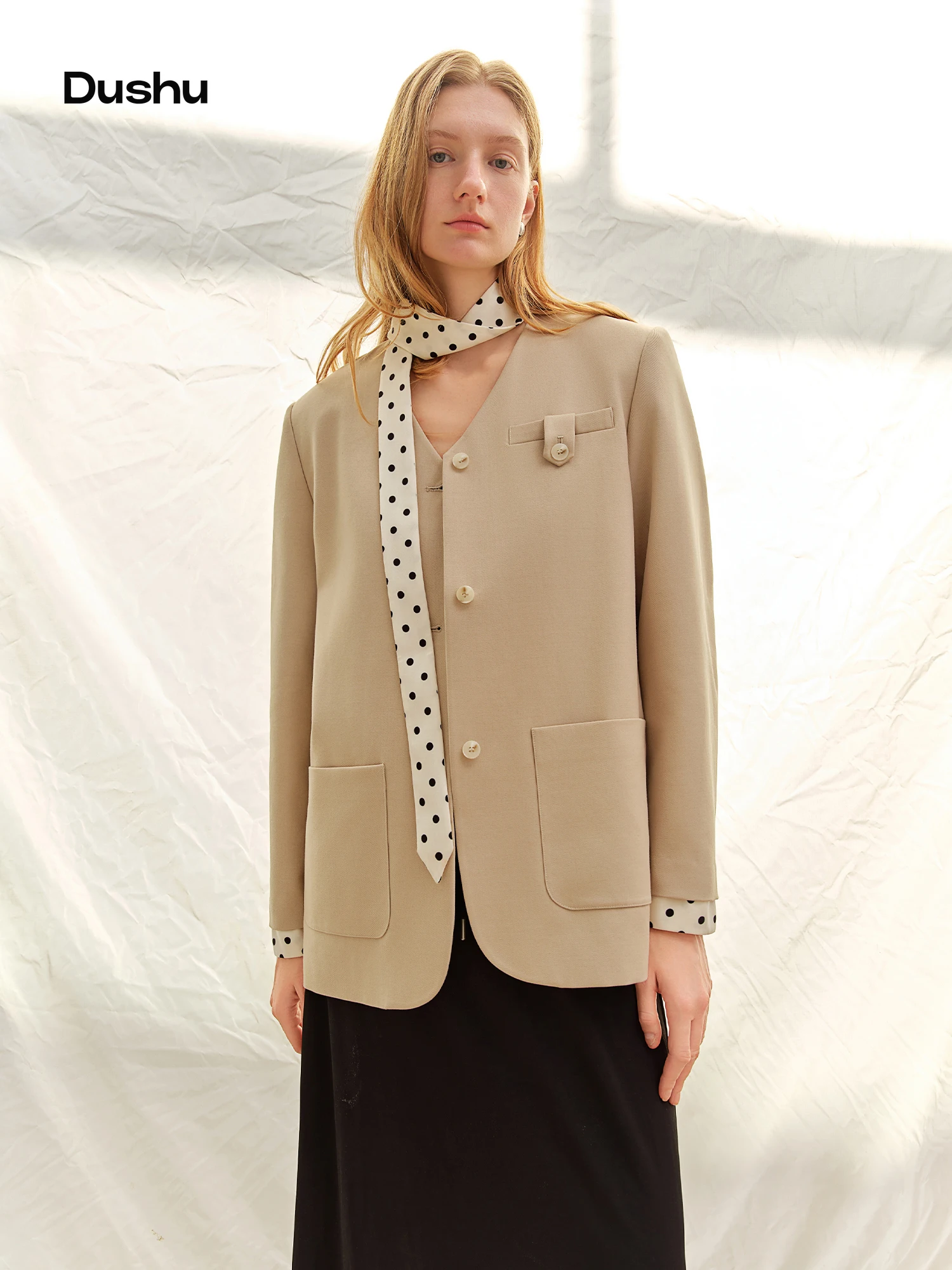 

DUSHU 2025 Women's Black Polka Dot Blazer Spring New V-Neck Ribbon Bow Tie Long Sleeve Slim Jacket Retro Office Chic Outerwear