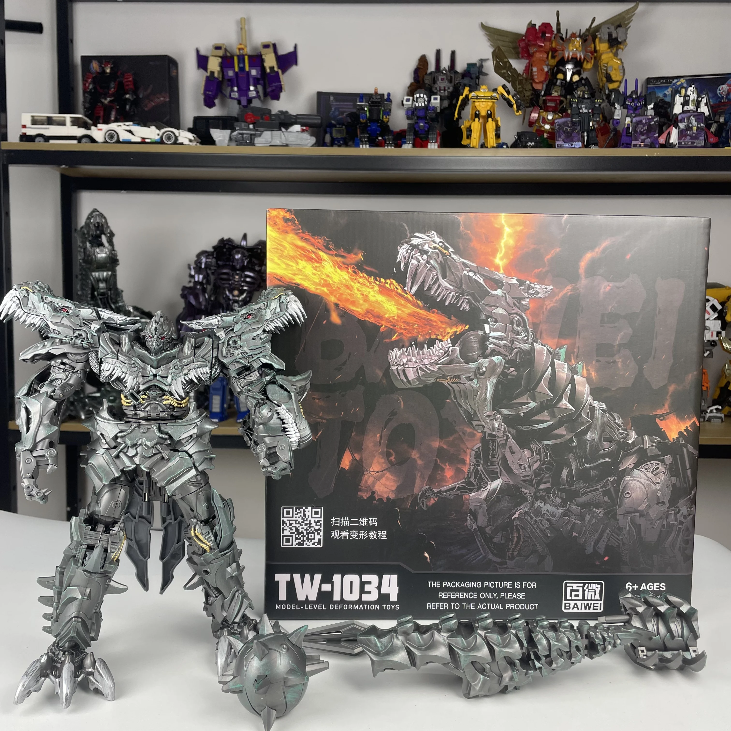 

BAIWEI TW1034 Grimlock TW-1034 23cm KO SS07 Action Figure Robot Dinosaur Leader Transformation Model Gift Original Box