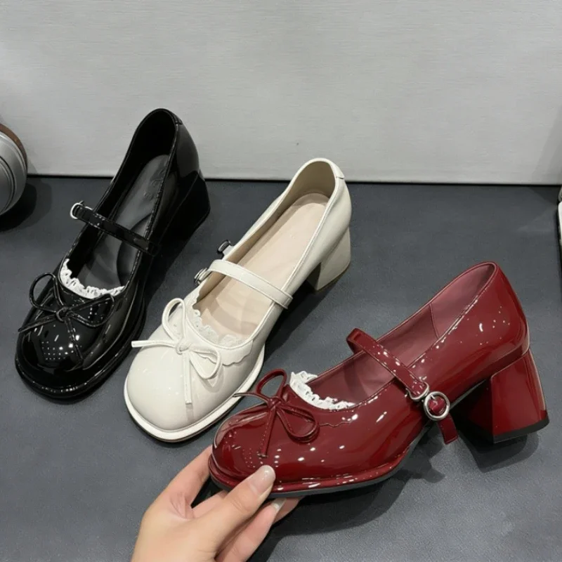 

2026 Spring Butterfly-knot Women Mary Jane Shoes Ladies Shallow Buckle Strap Shoes Eelgant Thick Heel Dress Leather Shoes