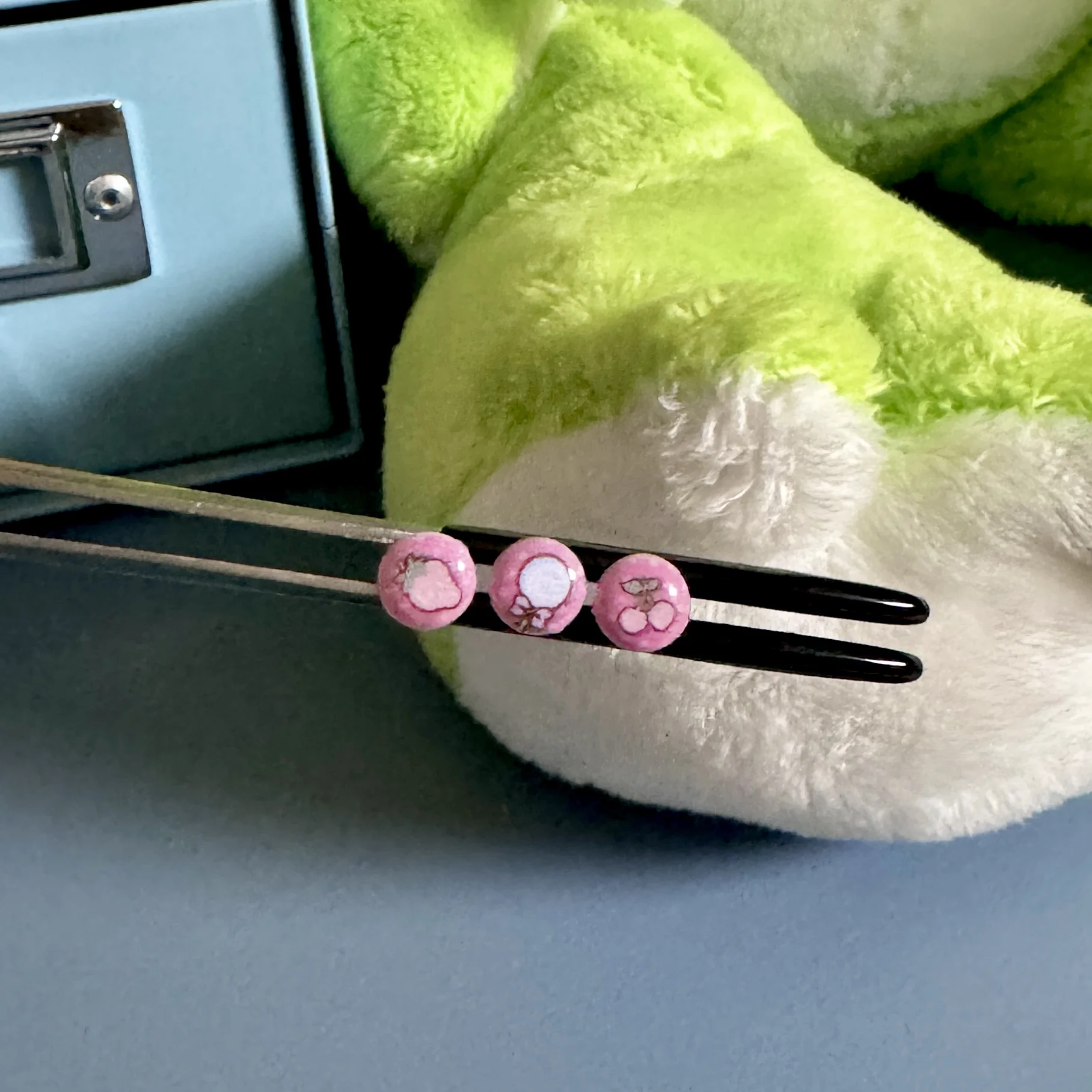 F 3pcs Only buttons