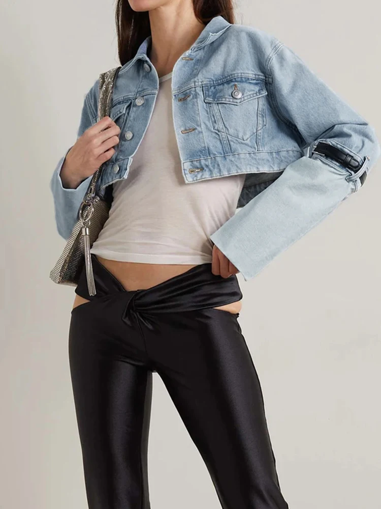 

Джинсовая куртка с воротником и лоскутным декором, прямого кроя, с длинными рукавами, короткое пальто для женщин, в уличном стиле, синяя, с кожаными вставками