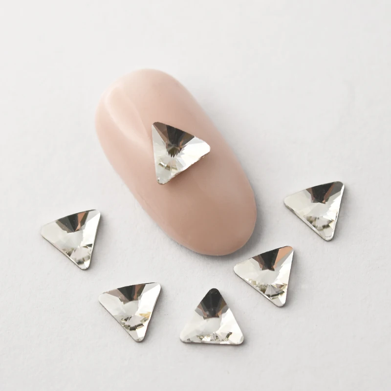 New Selling Nail Rhinestone 5mm triangular Flatback Crystal stones 20pcs For DIY Nail art Decoration