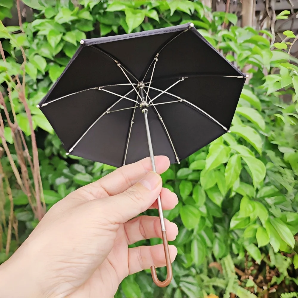 1pcs Matte Black 1/6 BJD Doll Umbrella Curved Handle Miniature Metal Frame Doll Photo Ornament Accessory Not for Human Use
