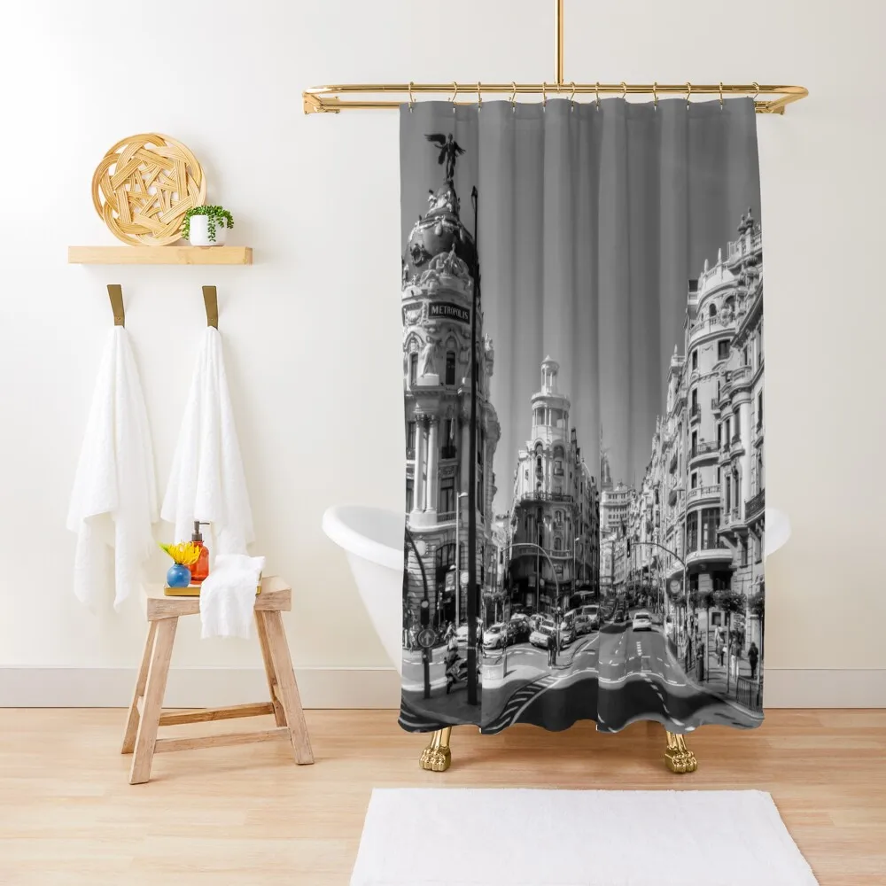 

The end of the Calle de Alcalá B&W Shower Curtain Waterproof Bathroom Shower Shower Set Bathroom Fabric Curtain