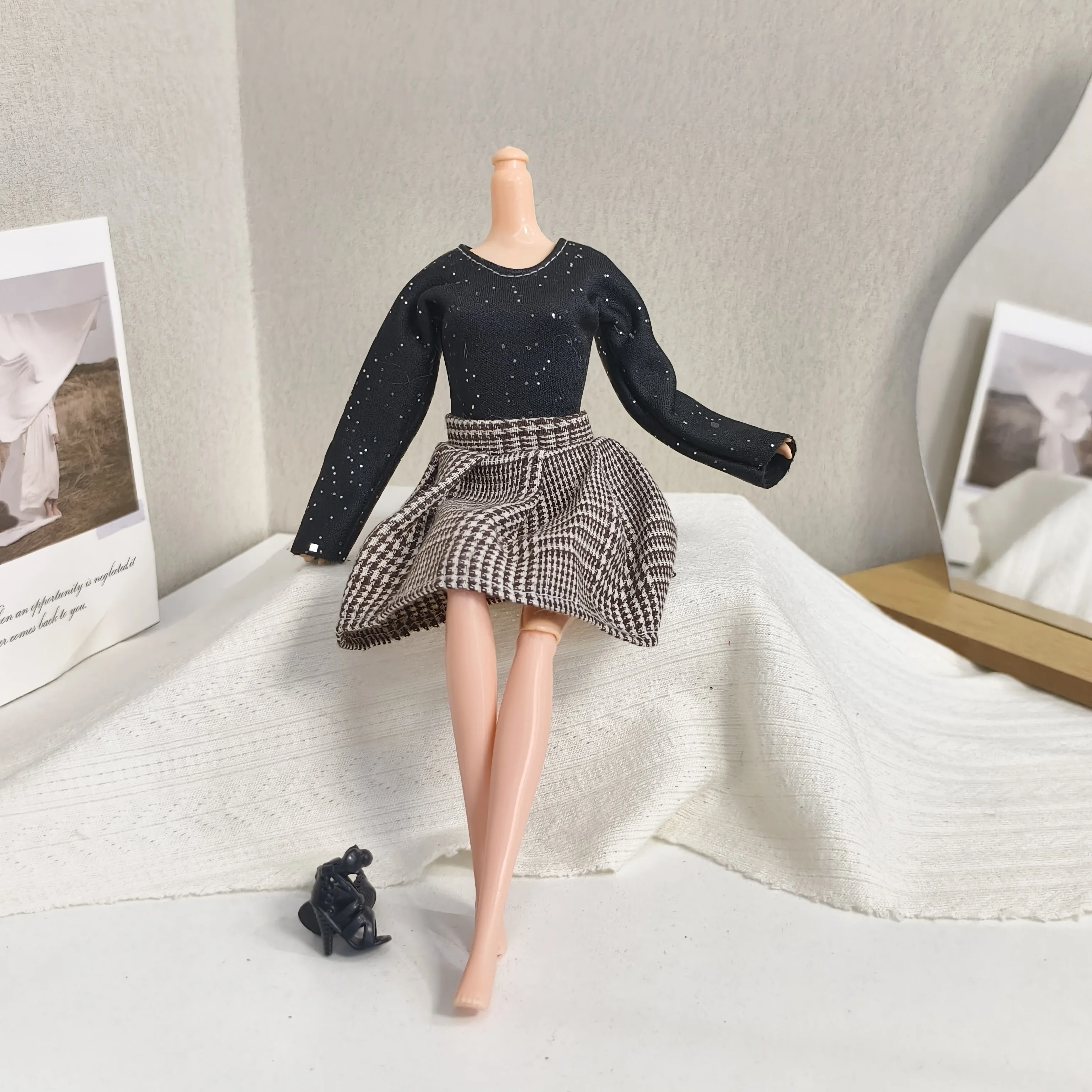 Fashion Grey Faux-fur Waistcoat + Black Sequinned Plaid Dress Set For 1/6 FR Babi Supermodel Doll 30cm Doll Clothes Accessories