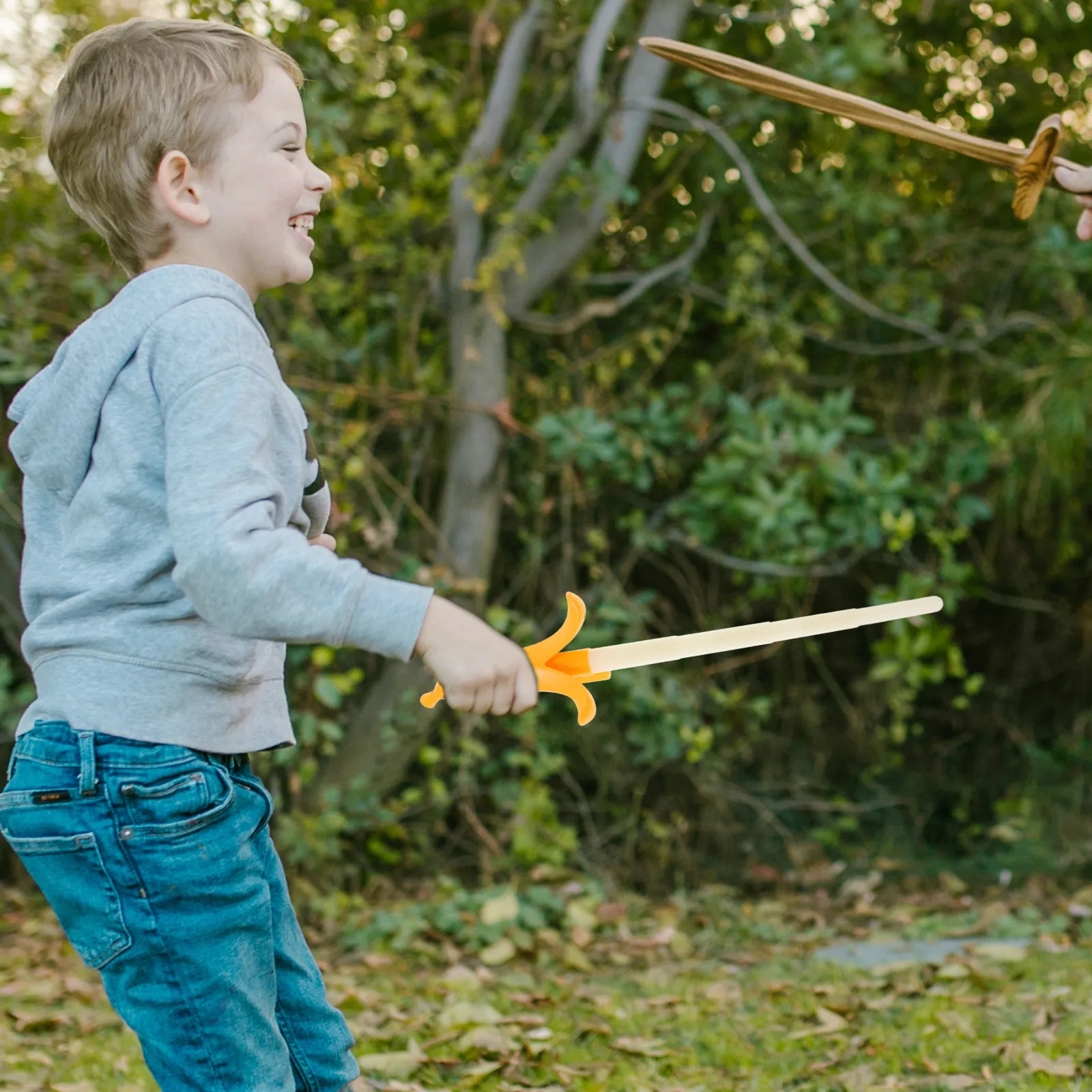 ดาบกล้วยพลาสติกแบบยืดหดได้สำหรับเด็ก พัฒนาทักษะการฟันดาบ ดาบเล่นน้ำหนักเบาแบบยืดหดได้สำหรับเล่นกลางแจ้งและในร่ม