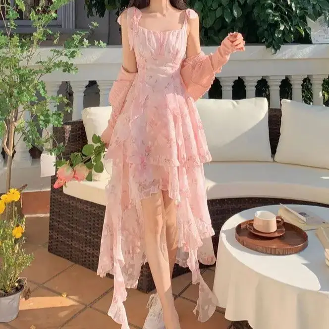 

Floral Princess Skirt Summer Design Sense French First Love Gentle Moonlight DressFloral Suspender Dress Two-Piece Set