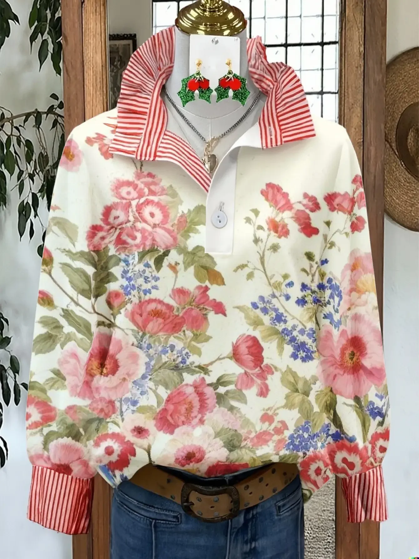 Ladies' Spring and Autumn Winter Collection Women's Stand up Collar Long Sleeve Shirt, with Exquisite Printed Santa Claus