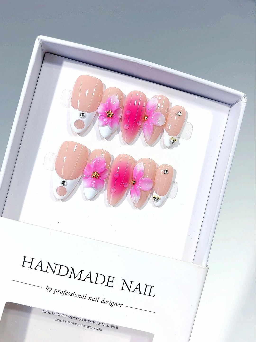 

Розовый, белый, омбре, 3D цветок, стразы, миндаль, пресс для ногтей, набор накладных ногтей ручной работы для женщин (D572)