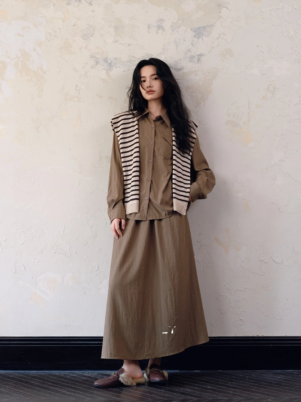 

Khaki Lazy Tee-Piece Set Comfortable Autumn Aosphere Feel Women's Faion Ensemble Jusiley Polyester Loose Sle Striped