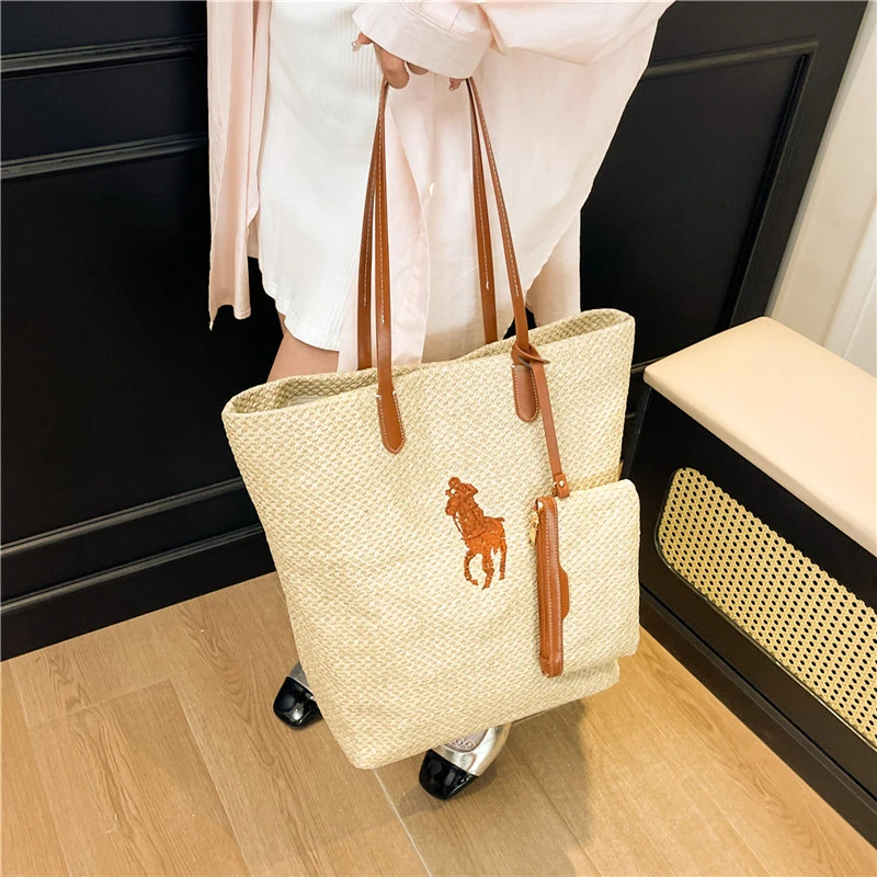 

Modern Vintage Inspired Crossbody Bag Women's Chain Strap Shoulder Bag With Luxury Classic Designer Logo