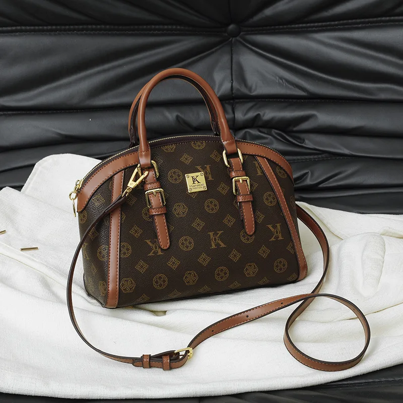 

2025 Luxe Tote Bag, Spacious Shoulder Purse for Women, Versatile Crossbody Tote, Minimalist Day to Night Bag, Textured Sling Bag