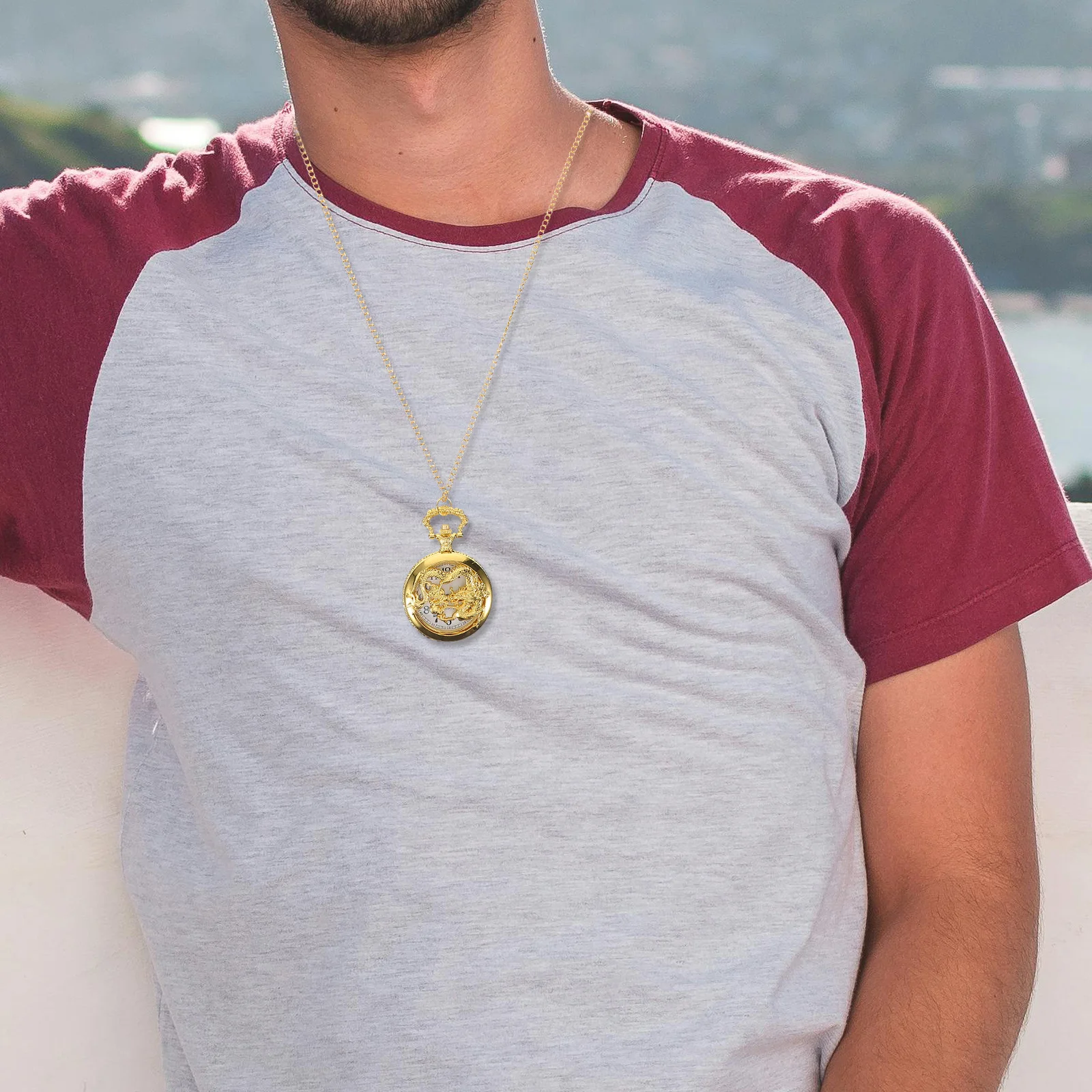 Alloy Hollow Embossed Dragon Vintage Pocket Watch Retro Style Durable Watch for Men Women Pocket Watches