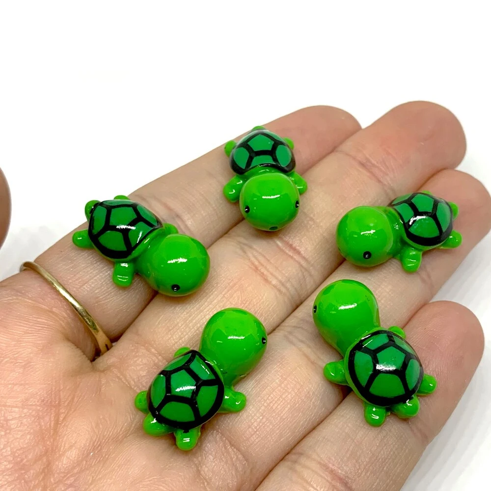 

5Pcs Cute Little Turtle Miniature, Resin Fairy Garden Accessories, Micro Landscape Dollhouse Craft Decoration (Green Color)