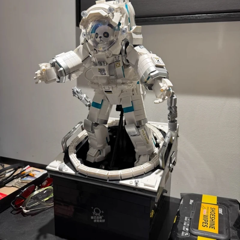 مجموعة ألعاب مكعبات بناء رائد الفضاء - نموذج رائد فضاء ممر الفضاء تمثال قابل للجمع هدية عصرية للأولاد والأصدقاء والأزواج