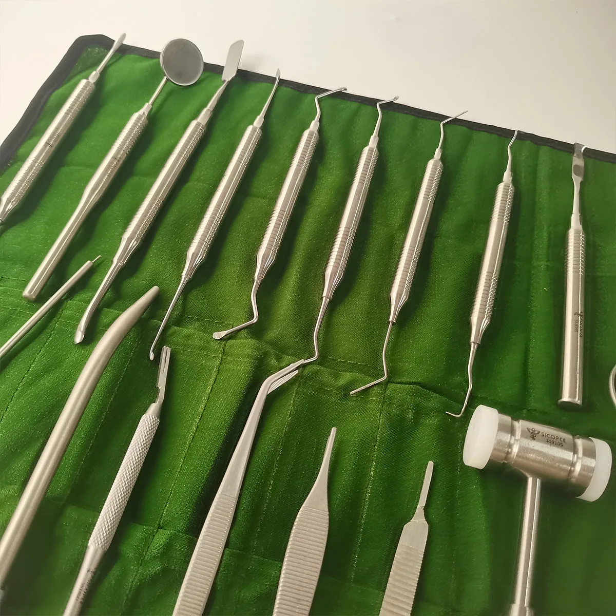 26 Buah Kit Instrumen Alat Implan Gigi Tang Penggigit Tulang Palu Tulang Kit Bedah Intraoral Probe Pemisah Periosteum