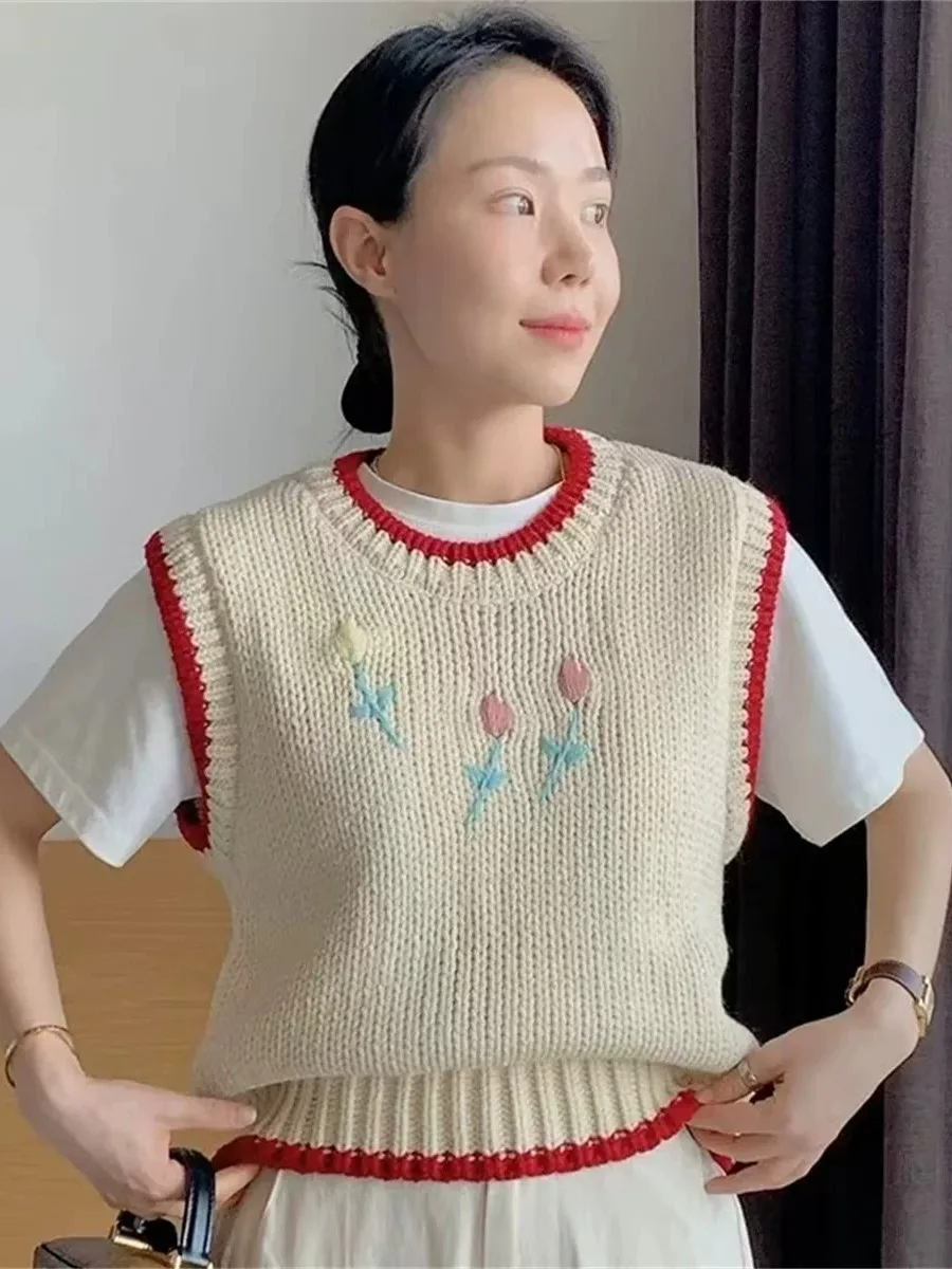 

Sweet Youthful Embroidered Flower Knitted Vest Women's Early Autumn New Sle Retro Color Blo Svel Top Commute Sle