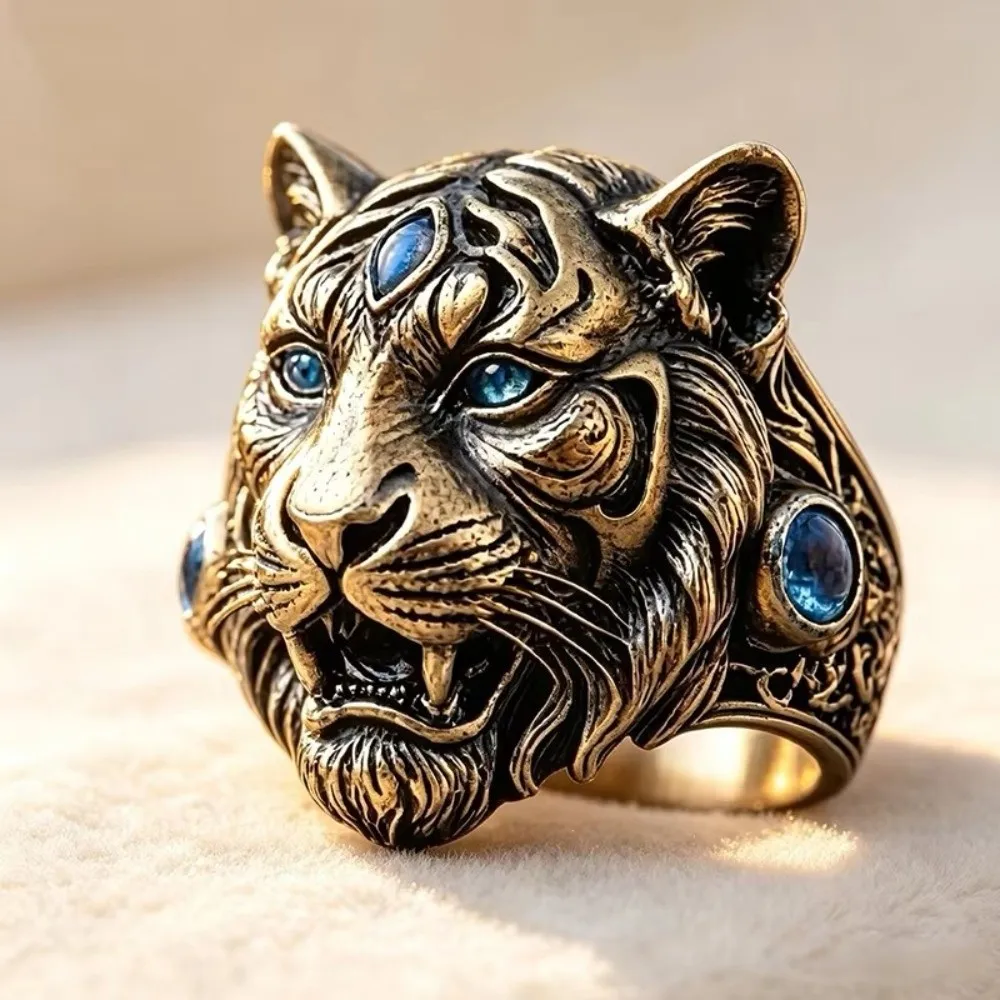 Environmentally Friendly Men's Ring Zinc Alloy Retro Style Tiger Animal Ring Blue CZ Domineering Design Tiger Head Ring