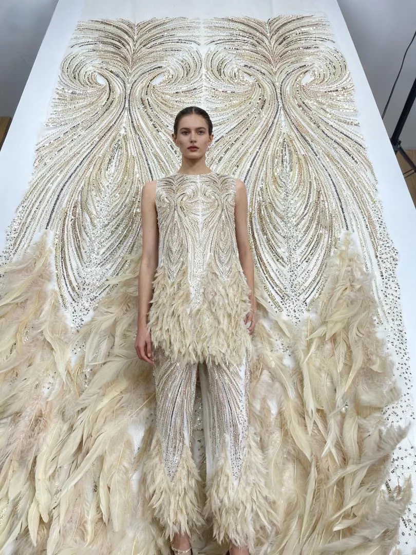 

African Luxury 3D Feather Lace Fabric 2025 High Quality French Nigerian Tulle Beaded Embroidery Lace Fabric Sequins Dress Sewing