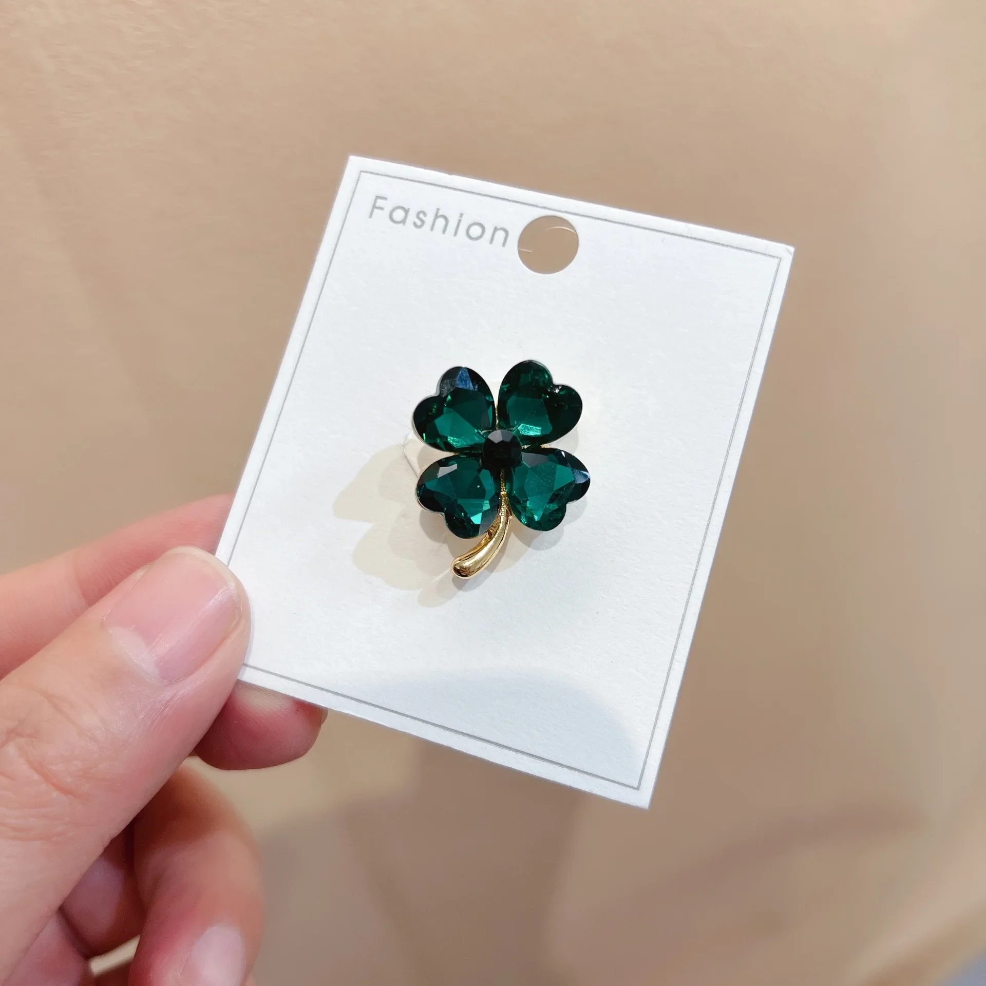 New Luxury Green Clover Pin Brooch Accessories For Men Women