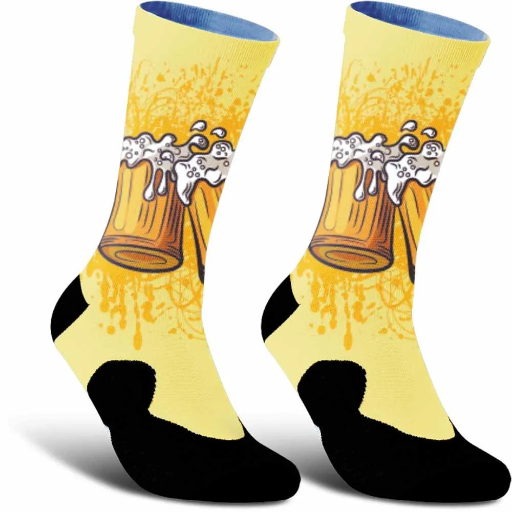 2025 Nuovi buffet della birra, a scatto! I nostri calzini da ciclismo scontano diverse birra: motivi a tema, da graziose tazze ai botti vintage.